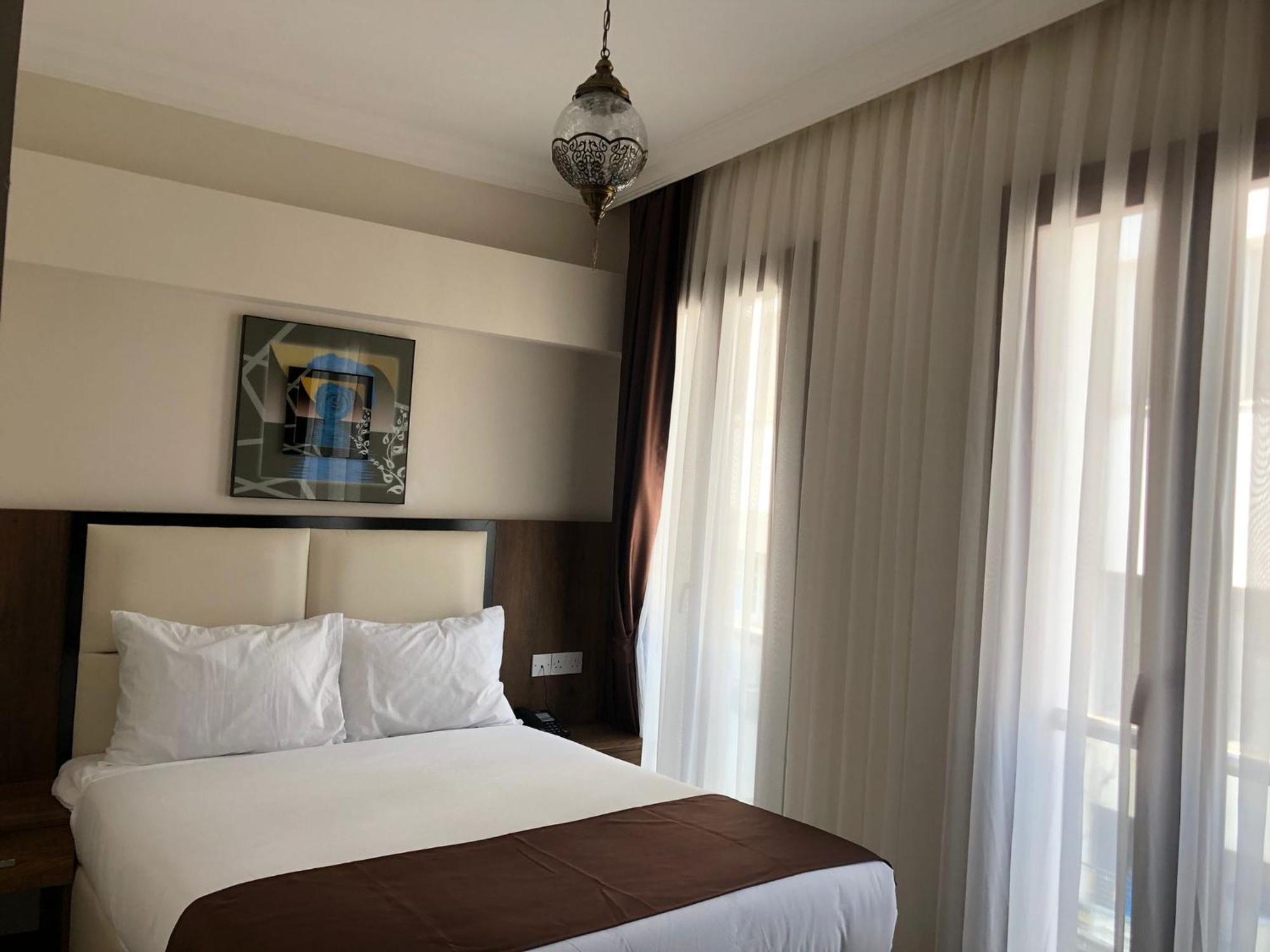 En Kaya Hotel Nicosia Ngoại thất bức ảnh